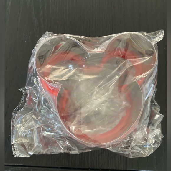 Disney Mickey Mouse cookie cutters - Picture 7 of 8